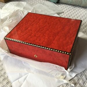 The Griffin’s Humidor